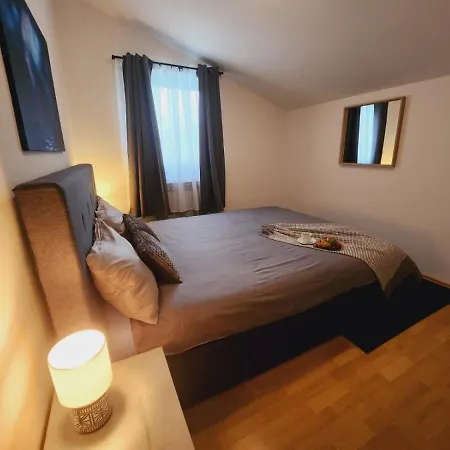 Pranjic With Pool Διαμέρισμα *