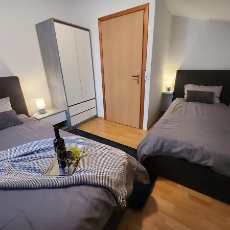 Διαμέρισμα Pranjic With Pool *