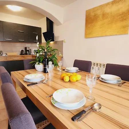 Pranjic With Pool Apartman