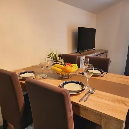 Apartment Pranjic With Pool *